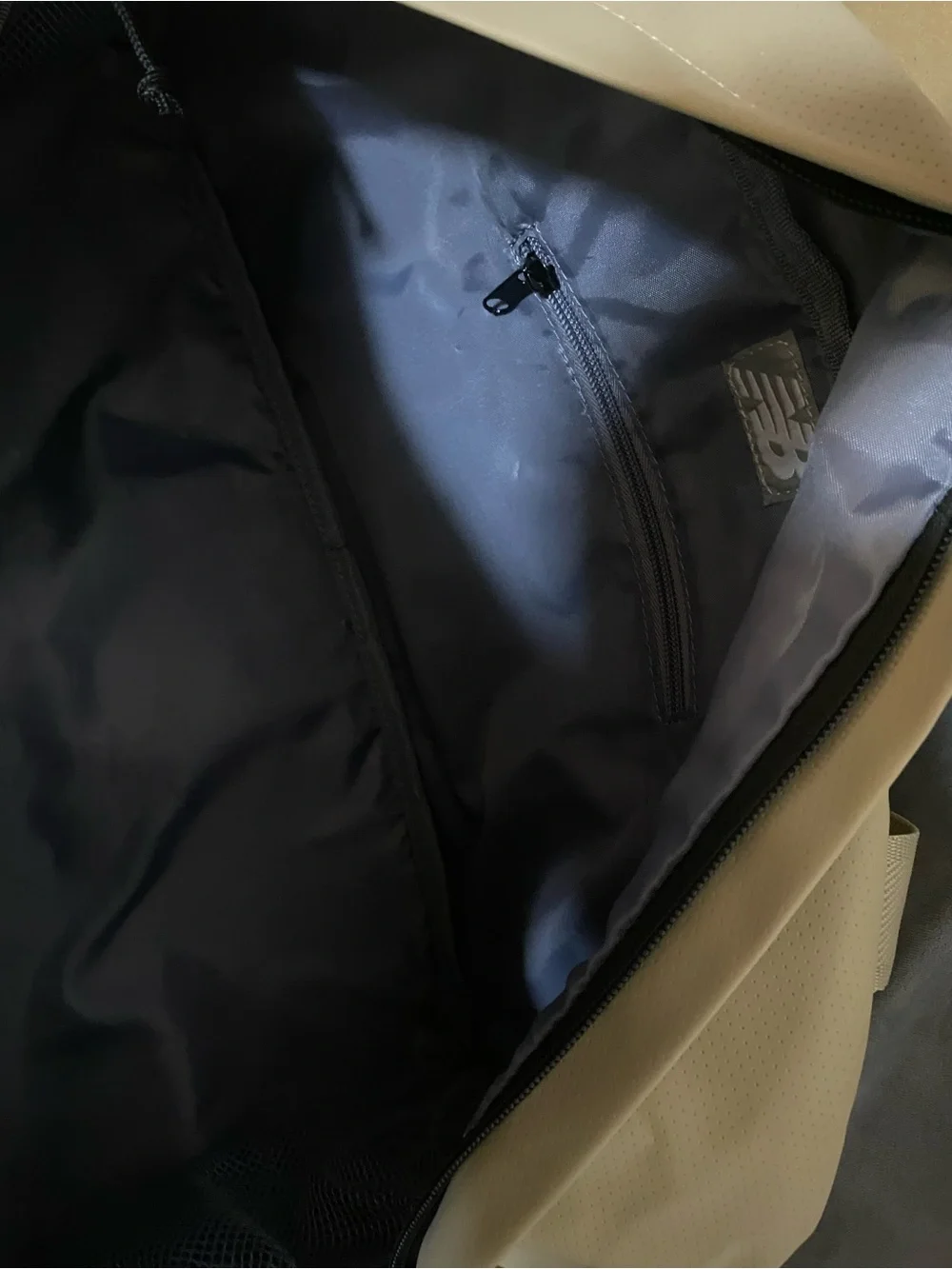 New Balance Beige and Black Men’s Duffel Bag new